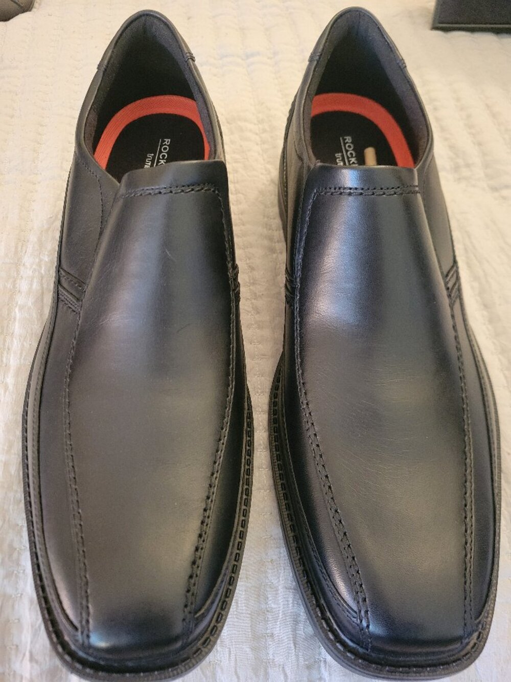 Men’s Rockport Leathet Dress Slip-on Loafers. New in Box, Size 13M